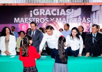 Pide Nacho Campos fortalecer proceso enseñanza-aprendizaje con humanismo