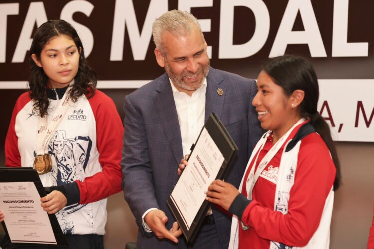 Reconoce Ramírez Bedolla a medallistas de los juegos Nacionales Conade 2023