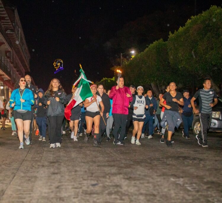 Fuego de independencia llegó a Uruapan