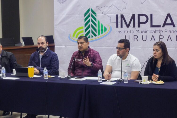 Con teleférico, Uruapan recibirá 10 veces el presupuesto anual: Nacho Campos