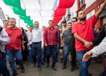 Nacho Campos y Ramírez Bedolla presentaron el Cablebús para Uruapan