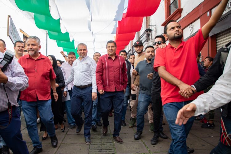 Nacho Campos y Ramírez Bedolla presentaron el Cablebús para Uruapan