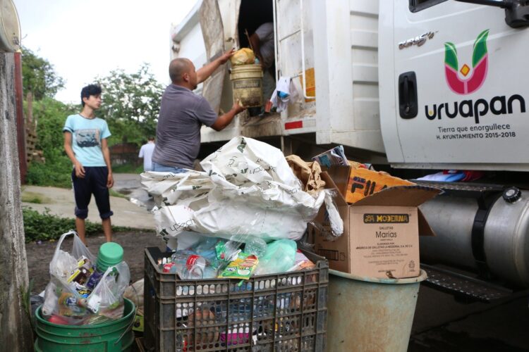 Incorporan más camiones recolectores de basura en Uruapan; hay 29 en servicio