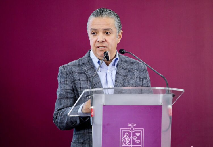 El 31 de diciembre vence el plazo para legalizar autos chocolate: Luis Navarro