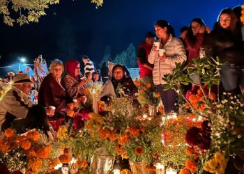 Gran celebración vivió Michoacán en su tradicional y mística Noche de Muertos