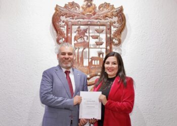 Nombra Bedolla a Andrea Janet Serna nueva secretaria del Bienestar