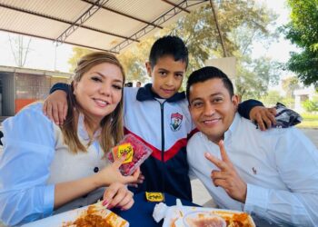 Inaugura presidente de Angamacutiro gran comedor escolar en El Malúco