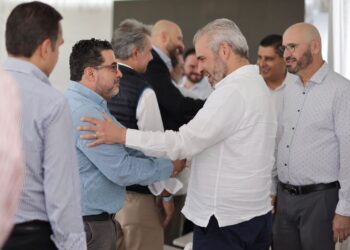 Anuncia Bedolla la municipalización del acceso de la autopista a Uruapan