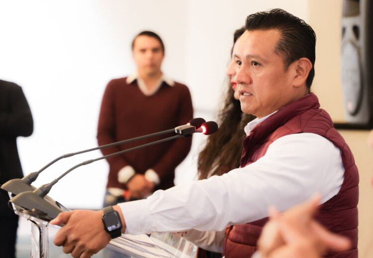 Encuestas nos dan amplia ventaja rumbo al Senado de la República: C. Torres Piña