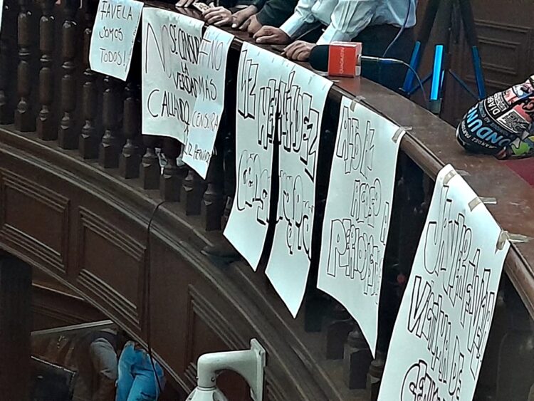 NO a la censura de los panistas e IEM