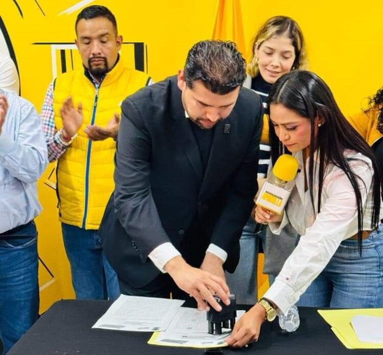 Araceli Saucedo Reyes, precandidata al Senado de la República por el PRD