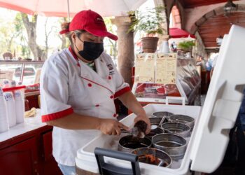 La nieve de pasta de Pátzcuaro, cien años de una deliciosa tradición michoacana