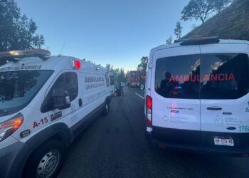 SSP y SSM atienden a 3 víctimas de accidente vial en Morelia