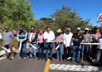 Entrega Nacho Campos dos obras en la comunidad de San Marcos por 5 mdp