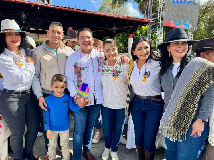 Preservemos la cultura y tradiciones de San Juan Parangaricutiro: Araceli Reyes