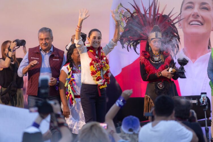 No solo llega Claudia a la presidencia, llegan todas las mujeres de México: Morón