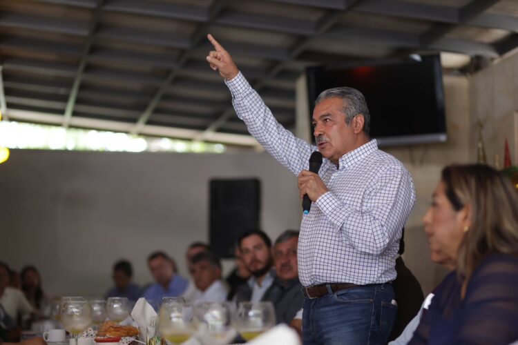 Los sectores sociales de Michoacán se proclaman a favor de Raúl Morón Orozco