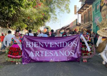 Con 50 contingentes se inaugura este sábado el Tianguis Artesanal de Uruapan