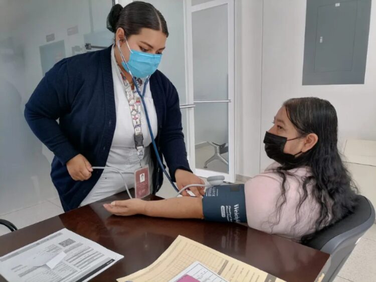 Esta Semana Santa permanecerá abierto el Centro de Salud de Uruapan: SSM