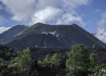 Trépate al Paricutín esta Semana Santa