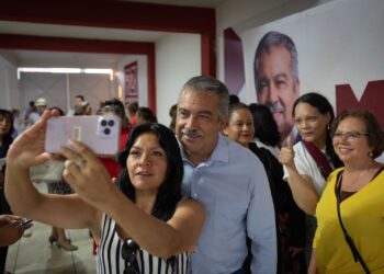 Mujeres líderes se suman al proyecto guinda de Raúl Morón para el Senado