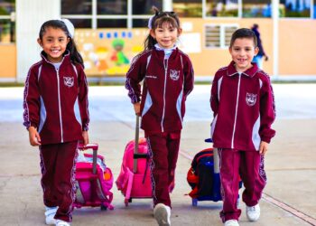 Este lunes regresan a clases más de un millón de estudiantes en Michoacán