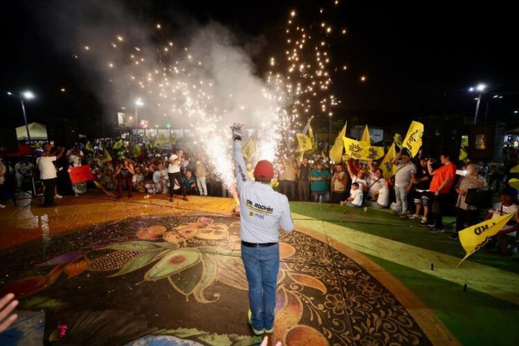 Gran entusiasmo en Nuevo Parangaricutiro con proyecto a gobierno de Jesús Espinoza