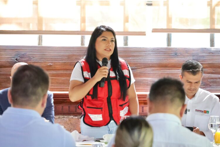 Brenda Fraga estuvo con restauranteros de Uruapan y ofrece agenda transformadora