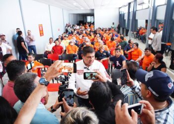 Experiencia, no ocurrencias para gobernar bien a Uruapan, propone Nacho Campos