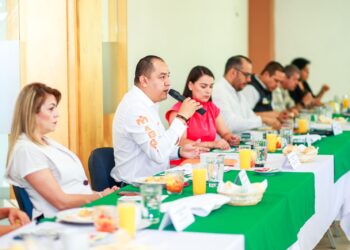 Con la participación social, ya estamos reconstruyendo Uruapan: Luis M Magaña