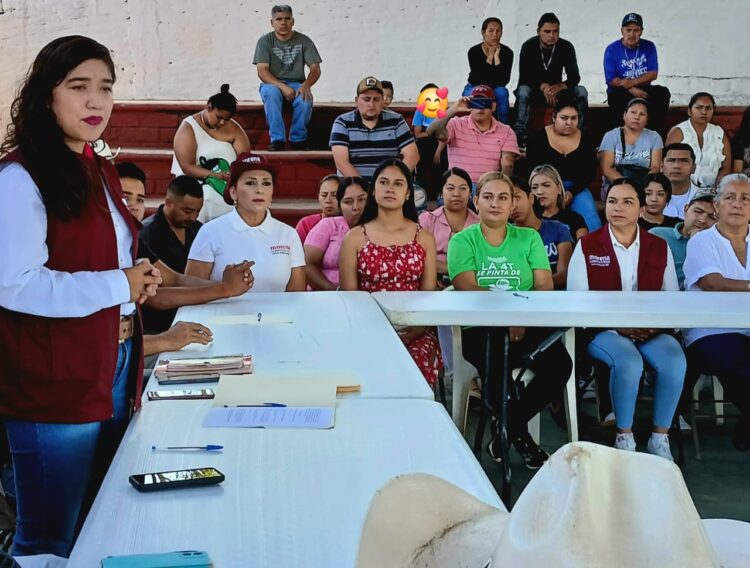 Itzel Gaona, candidata a la alcaldía, se compromete a trabajar por Zirimícuaro