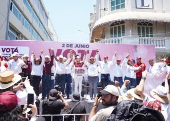 Llama Celeste Ascencio a apoyar, sin zigzagueos, las candidaturas de la 4T