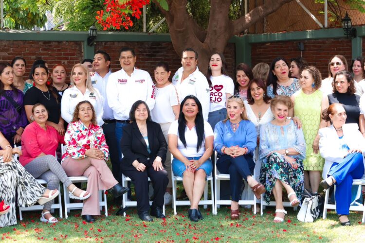 Mujeres deben participar en construcción de una mejor sociedad: Brenda Fraga