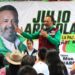 A paso firme y a ras de tierra, Julio Arreola sigue ganando simpatías patzcuarenses