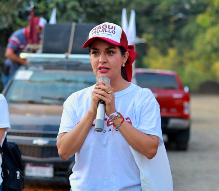 Magui Trujillo se compromete con sectores marginados de Nuevo Parangaricutiro