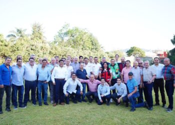 Unamos esfuerzos por amor a Uruapan: Nacho Campos ante los empresarios