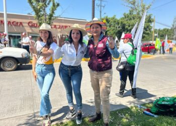 Entre calcas, quesos de Cotija y simpatías, avanza Celeste Ascencio rumbo al Senado