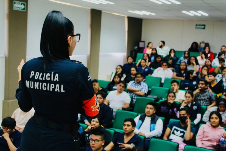 Ofrece Seguridad y Convivencia Ciudadana la SSP al estudiantado de Uruapan