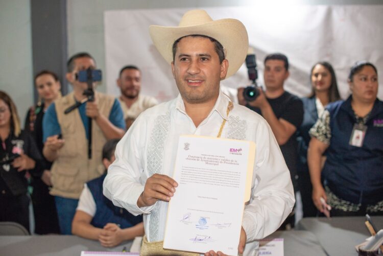 Carlos Manzo, alcalde electo de Uruapan