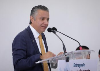 Legalizados más de 181 mil autos chocolate en Michoacán: Luis Navarro