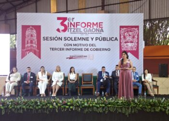 Entrega la alcaldesa Itzel Gaona su tercer informe de gobierno a Ziracuaretirenses