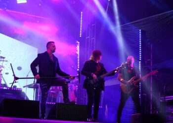 Ante más de 50 mil personas, Elefante dio concierto estelar del Cantoya Fest de 2024