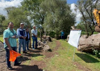 Impulsa el alcalde Julio Arreola acciones para beneficio del lago de Pátzcuaro