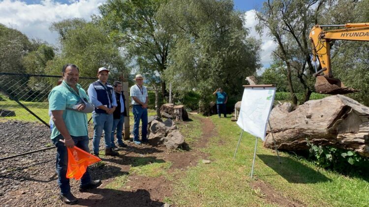 Impulsa el alcalde Julio Arreola acciones para beneficio del lago de Pátzcuaro