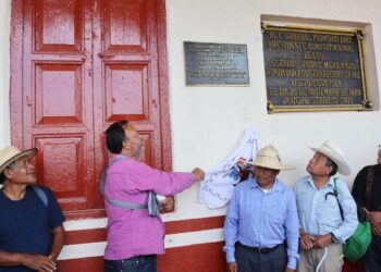 El Gobierno de Pátzcuaro, conmemoró el Día Internacional de los Pueblos Indígenas, en la isla de Janitzio