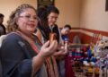 Agradecen artesanos apertura y difusión del Congreso local para vender sus piezas