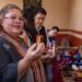 Agradecen artesanos apertura y difusión del Congreso local para vender sus piezas
