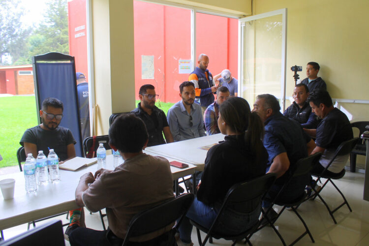 Autoridades de Pátzcuaro y participantes en carrera atlética y arribo fuego patrio, afinan detalles por 15 de septiembre