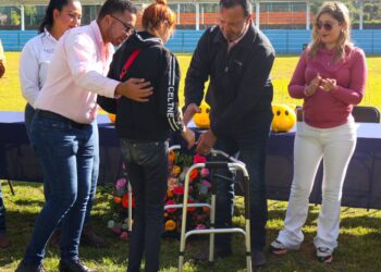 Entregan en Pátzcuaro varios apoyos por Día Internacional de las personas con Discapacidad