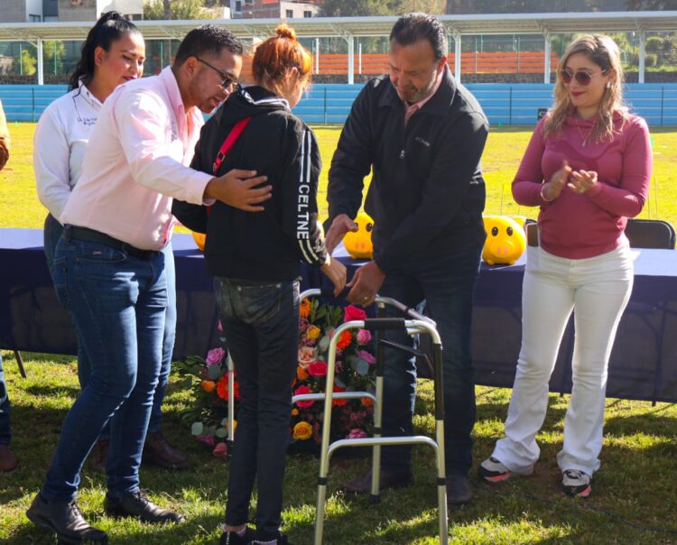 Entregan en Pátzcuaro varios apoyos por Día Internacional de las personas con Discapacidad